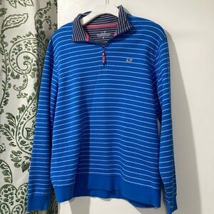 Vinyard Vines quarter zipped sweatshirt size Medium